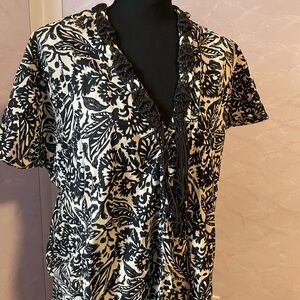 Zara Black and White Floral Button Down Shirt